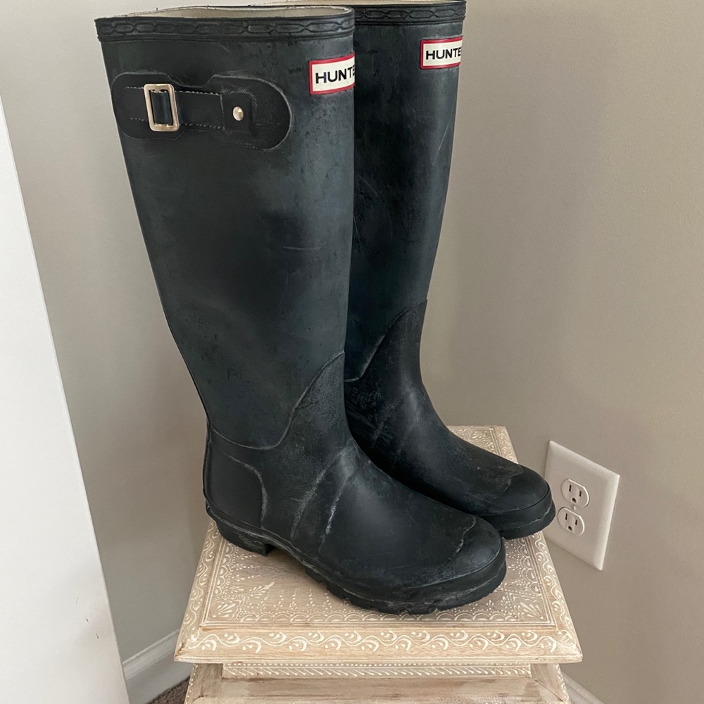 Navy Hunter Boots